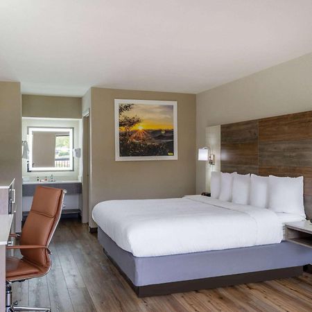 Days Inn By Wyndham Clemson Exteriér fotografie