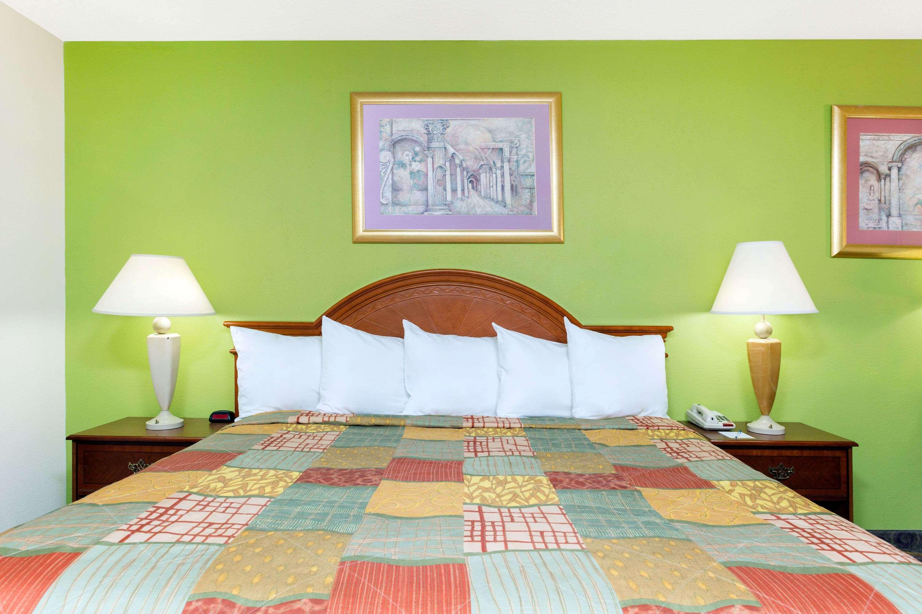 Days Inn By Wyndham Clemson Exteriér fotografie
